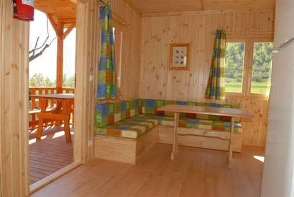 Camping La Torre Hotell Espot Eksteriør bilde